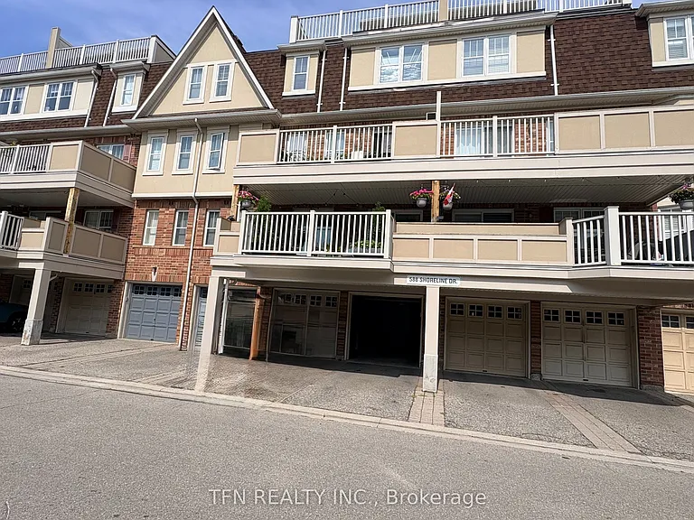 588 Shoreline Dr #3 — Photo 41