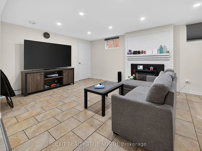 92 Aberdeen Ave #B — Photo 4