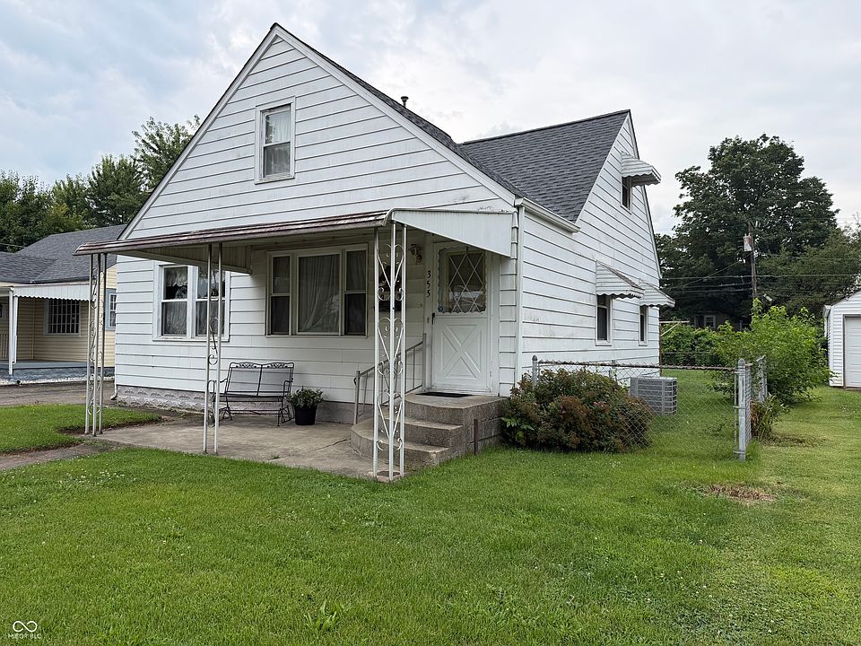 1st image of 355 W 37th St