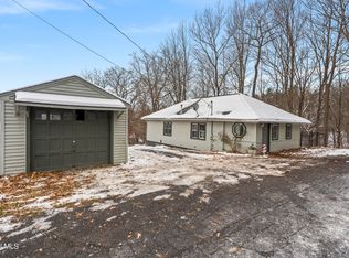 11 Troy Street, Fort Johnson, NY 12070