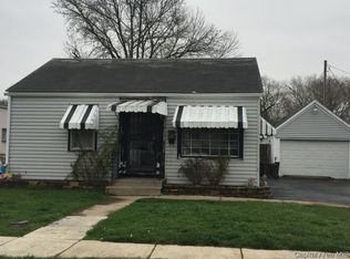 2116 S 13th St, Springfield, IL 62703