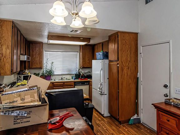 3rd image of 12363 Rainwood Ln