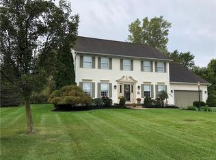 3224 Woodland Ct S, North Tonawanda, NY 14120