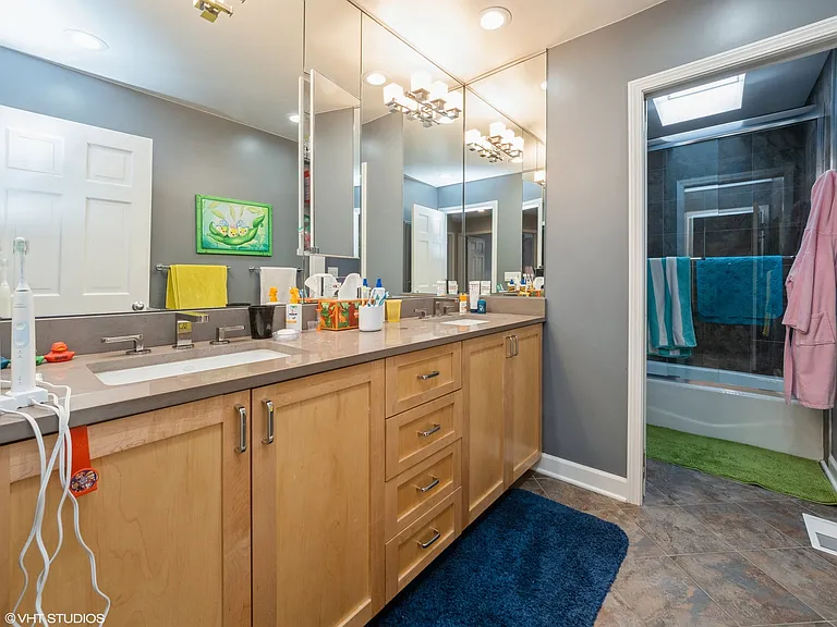 445 Blue Ash Dr — Photo 14