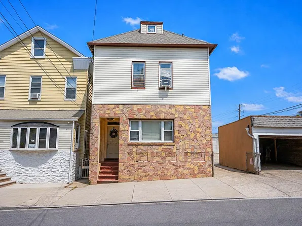 12215 23rd Ave, Flushing, NY 11356