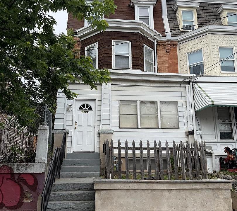 1st image of 1405 W 2nd St