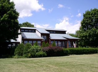 98 Warren Oaks Ln, Waynesboro, VA 22980