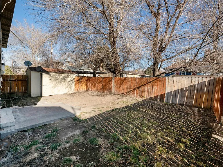2747 S Sierra Park Cir E — Photo 12