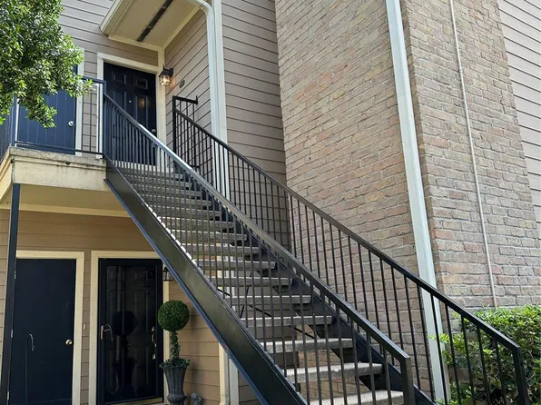 714 Bering Dr #36, Houston, TX 77057