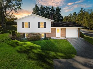 1107 Robin Rd, Blacksburg, VA 24060