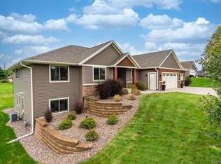 N7154 Erann Ct, Holmen, WI 54636