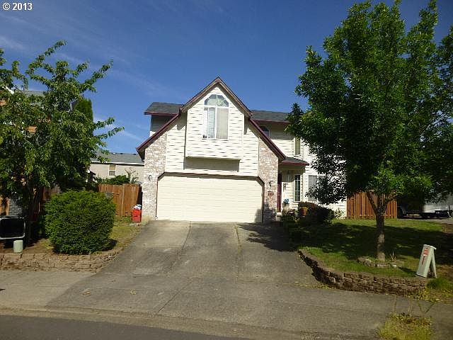 1st image of 680 SE 67th Ave