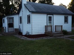 26 E Hanson St, Litchfield, MN 55355