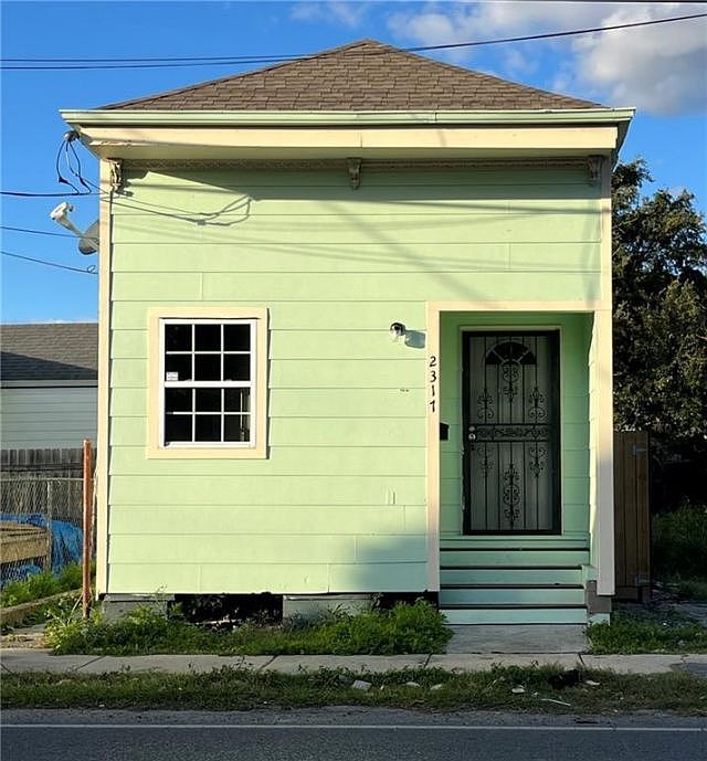1st image of 2317 N Claiborne Ave