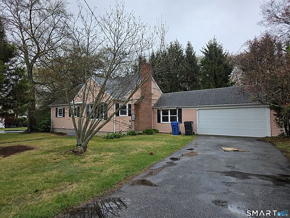 3rd image of 67 Wayne Rd