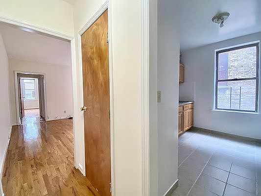 3rd image of 603 Isham St APT 1E
