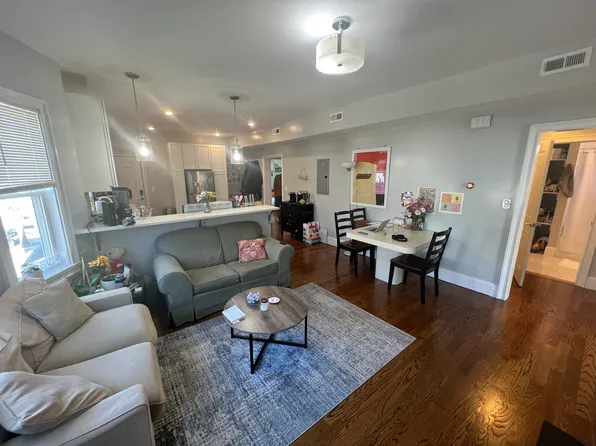 337 Highland Ave #5, Somerville, MA 02144