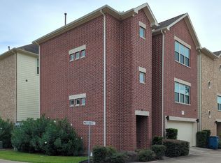 11603 Main Spruce Dr, Houston, TX 77025