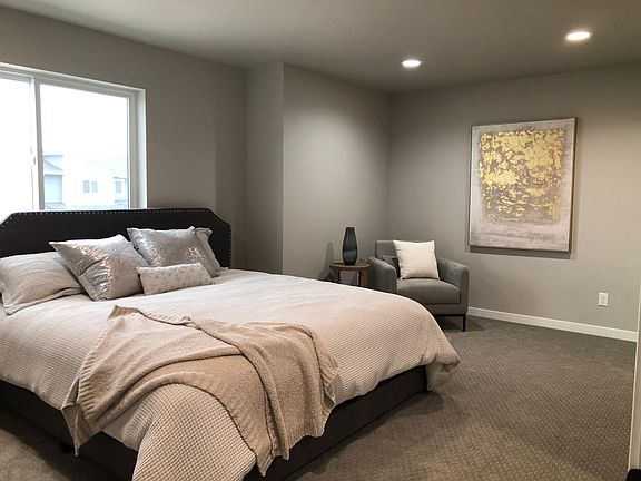 5th image of 539 Harper Cir