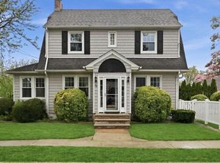 66 Primrose Avenue, Floral Park, NY 11001