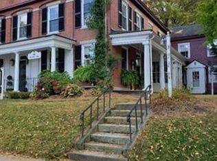 7 E Main St #7, Hopkinton, MA 01748