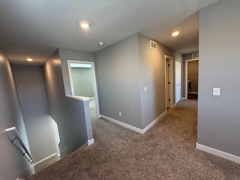 13144 Zachary Ln N — Photo 15