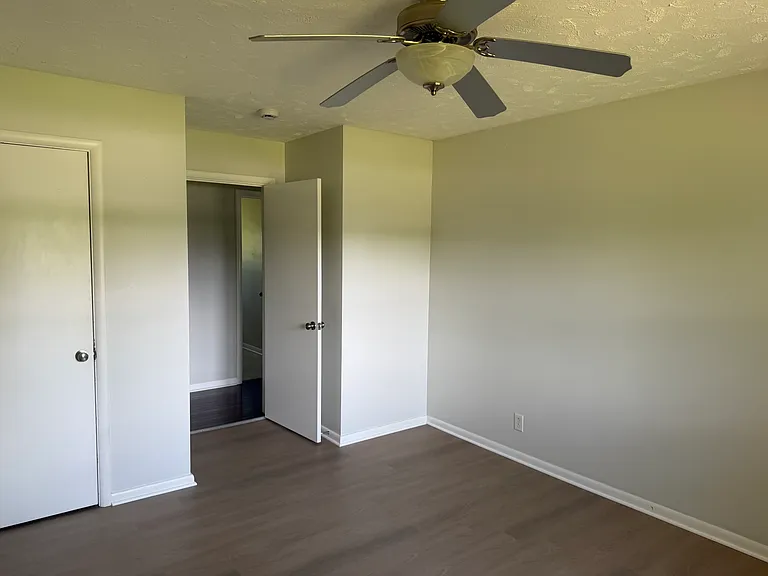 20766 W Rollins Rd — Photo 19