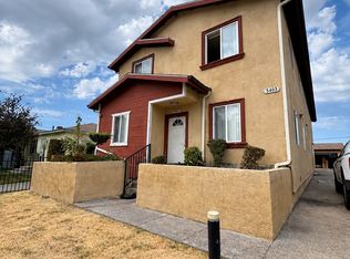 5405 S Ascot Ave, Los Angeles, CA 90011