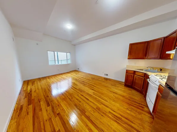 23 Jake Ct #1, Staten Island, NY 10304
