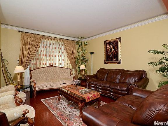 3rd image of 7640  Malta Drive