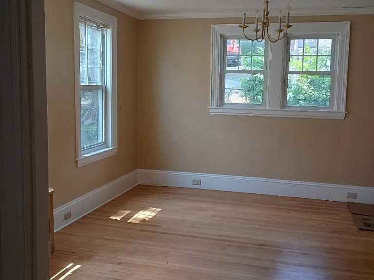 30 Mechanic St — Photo 16