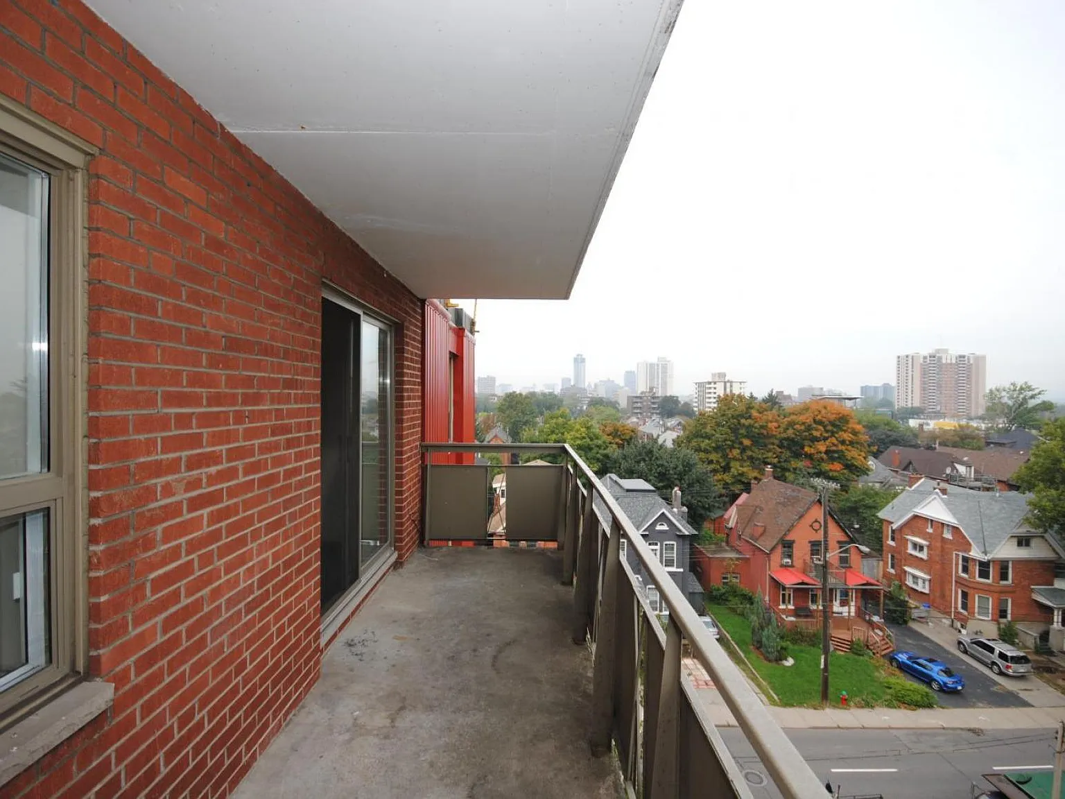 Wentworth Apartments — Photo 2