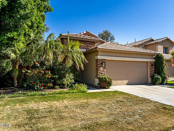 3rd image of 2161 W ROCKROSE Place