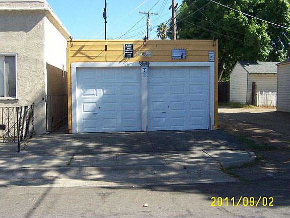 2nd image of 1567 33rd St