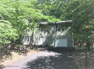 3209 Woodchip Ln, East Stroudsburg, PA