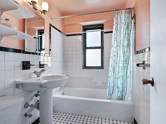 5th image of 264 Broadway Unit A606