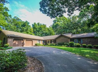 547 Smoky View Estates Dr, Maryville, TN 37801