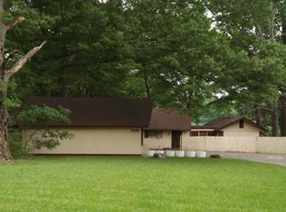 5090 Coro Rd, Memphis, TN 38109