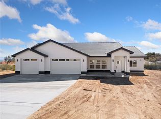 16970 Tokata Rd, Apple Valley, CA 92307