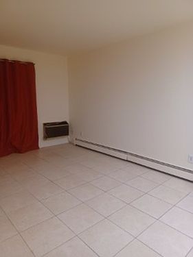 3rd image of 15606 79th St Floor 1