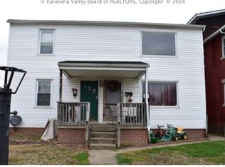2726 Guyan Ave, Huntington, WV 25702