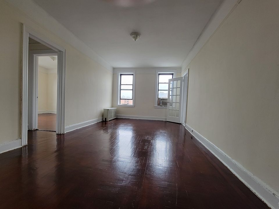 1st image of 44-15 43rd Ave #401