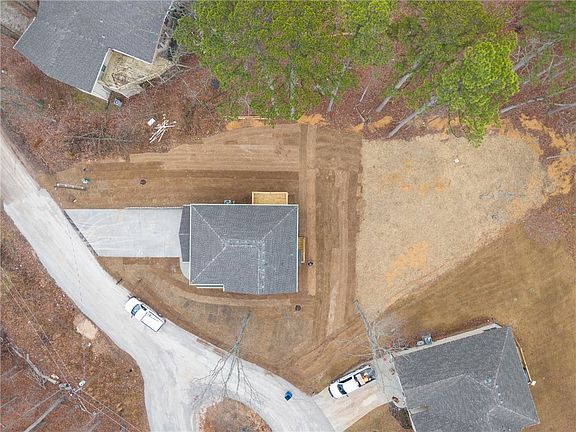 5th image of 3 Heywood Ln