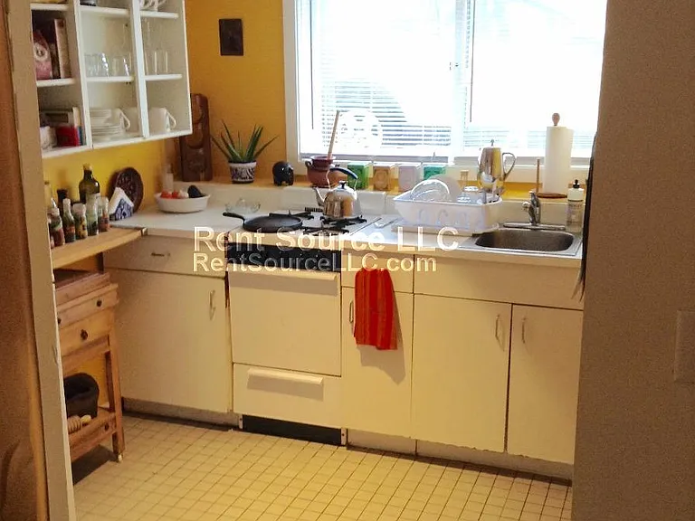 2B Hingham St — Photo 4