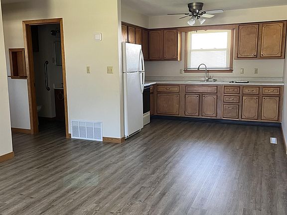 4th image of 301 N 1st St #3