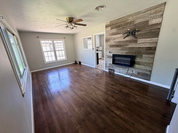 3rd image of 1210 W E Street