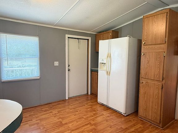 5th image of 6952 Hollybrook Cir