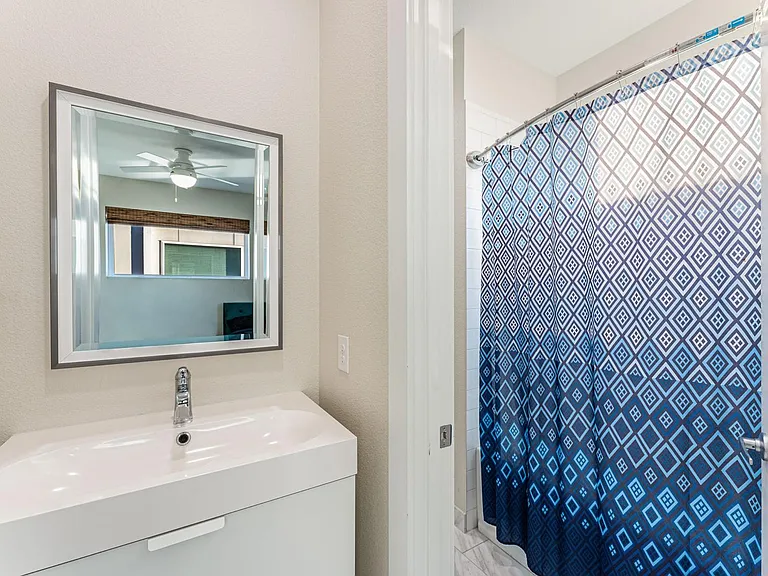 4013 Ivanhoe Ln — Photo 22