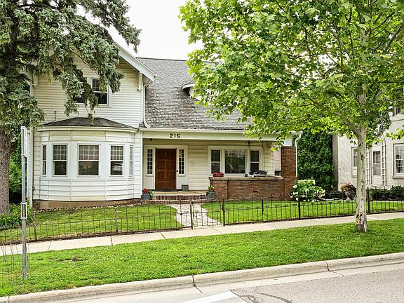 5th image of 215 Lathrop St