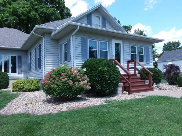 640 210th Ave, Monmouth, IL 61462